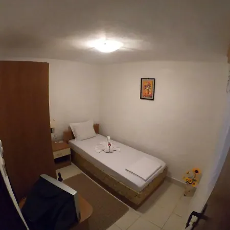 Guest Kostovi Pensionat *